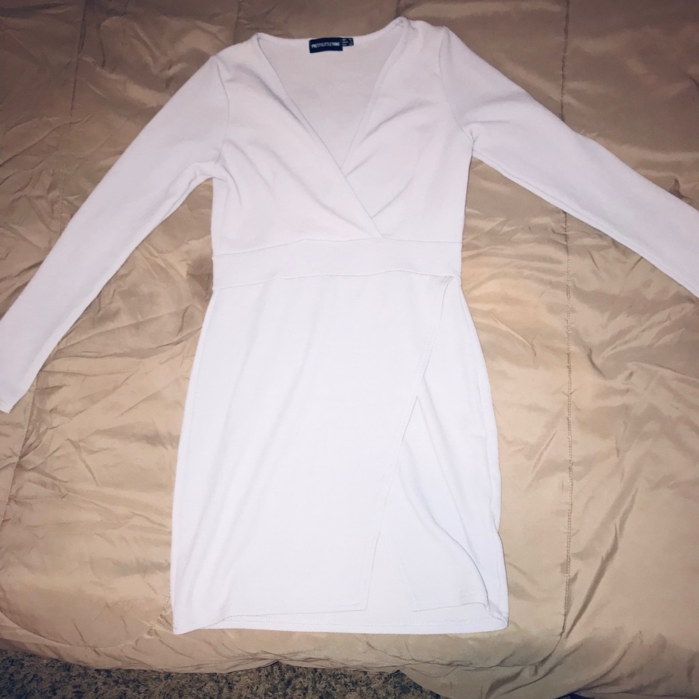 PrettyLittleThing Slit Long Sleeve Dress